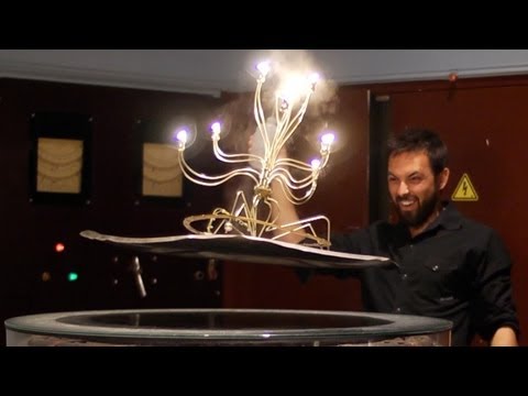 Grătar cu levitație!  Inductie electromagnetica