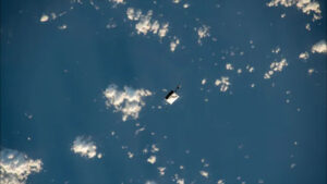 astronauts-accidentally-dropped-a-tool-bag-on-a-spacewalk,-and-you-can-see-it-with-binoculars