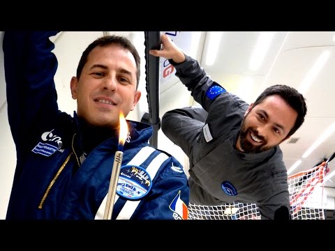 Foc în ZERO-G!!