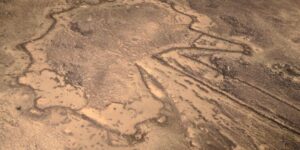 megastructurile-antice-ale-desertului-au-fost-planificate-folosind-harti-sculptate-la-scara