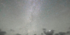 daily-telescope:-viata-pe-pamant,-si-poate-in-ceruri-de-mai-sus,-intr-o-singura-fotografie