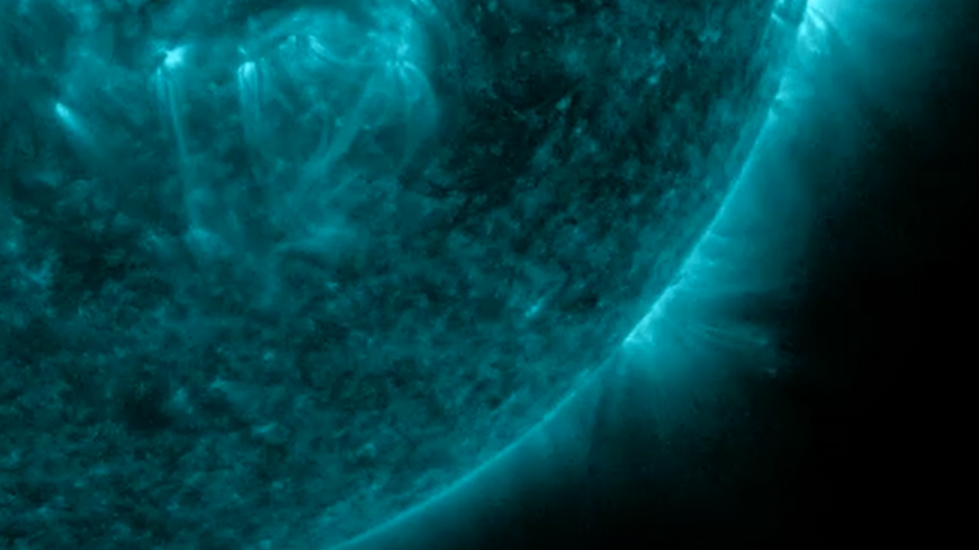 urmariti-prima-eruptie-solara-de-clasa-x-din-2024-care-erupe-de-la-soare-intr-un-mod-exploziv