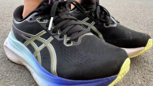 recenzie-asics-gel-kayano-30