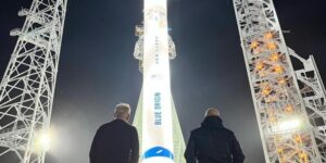 blue-origin-devine-serios-in-ceea-ce-priveste-dezvoltarea-unei-nave-spatiale-umane