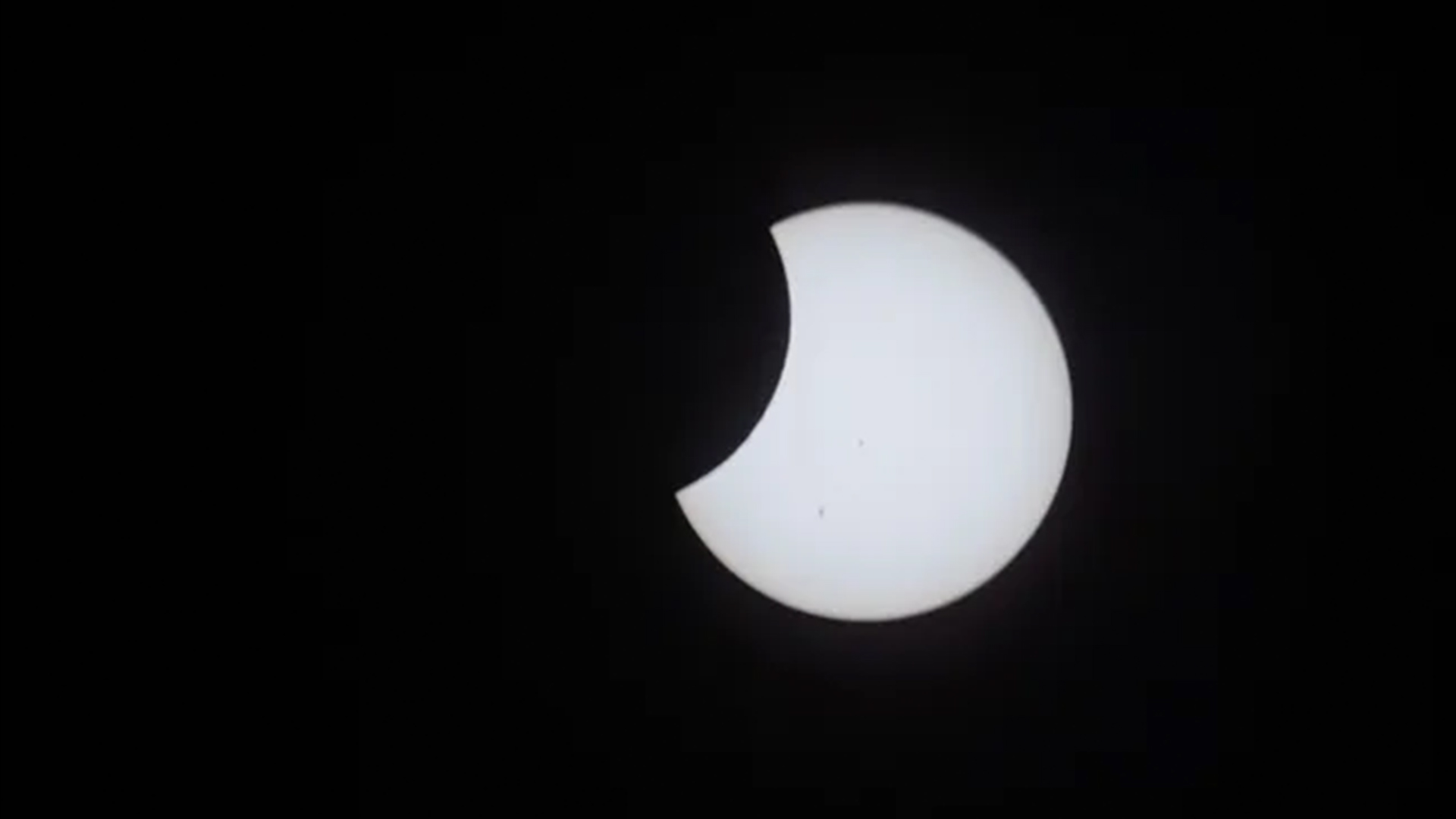 de-ce-astronautii-iss-nu-stiu-unde-sa-caute-pentru-eclipsa-totala-de-soare-din-8-aprilie