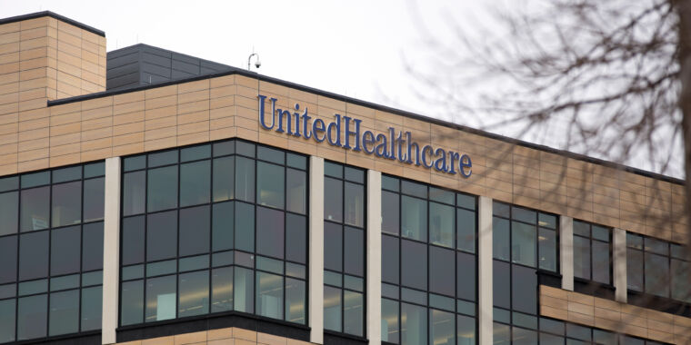 Pe fondul unui atac paralizant de ransomware, federale verifică conformitatea UnitedHealth cu HIPAA