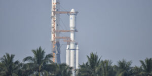 lansarea-rachetei-marcheaza-un-pas-important-in-construirea-infrastructurii-lunare-a-chinei