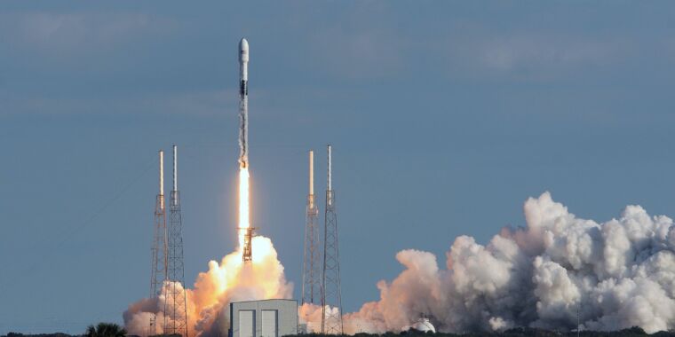 este-oficial:-europa-apeleaza-la-falcon-9-pentru-a-si-lansa-satelitii-de-navigatie