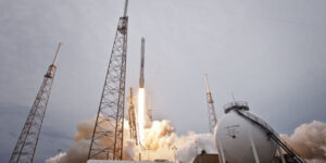 povestea-ascunsa-din-spatele-uneia-dintre-cele-mai-umede-si-salbatice-lansari-ale-spacex