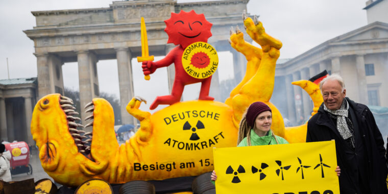 De ce Germania a renunțat la nuclear înaintea cărbunelui și de ce nu se va întoarce