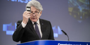 ambitiosul-proiect-de-internet-prin-satelit-al-europei-pare-sa-aiba-probleme