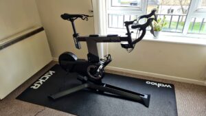 recenzie-bicicleta-wahoo-kickr-v2