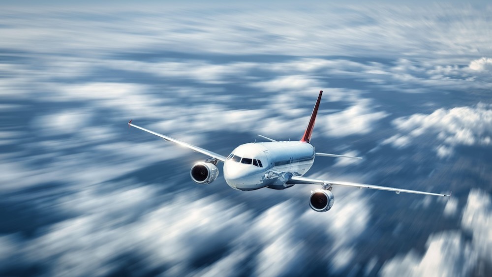 poate-un-avion-comercial-sa-faca-o-rulare-de-butoi?