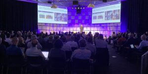 emtech-digital-2024:-o-privire-atenta-asupra-avantajelor-si-dezavantajelor-ai-cu-un-hype-minim