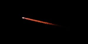 raportul-rachetei:-spacex-sa-concentrat-pe-reintrarea-navei;-firefly-poate-fi-de-vanzare