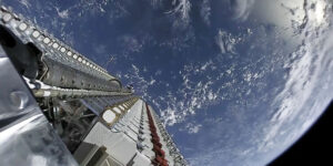 ars-live:-cat-de-profitabil-este-starlink?-sapam-in-detaliile-internetului-prin-satelit.
