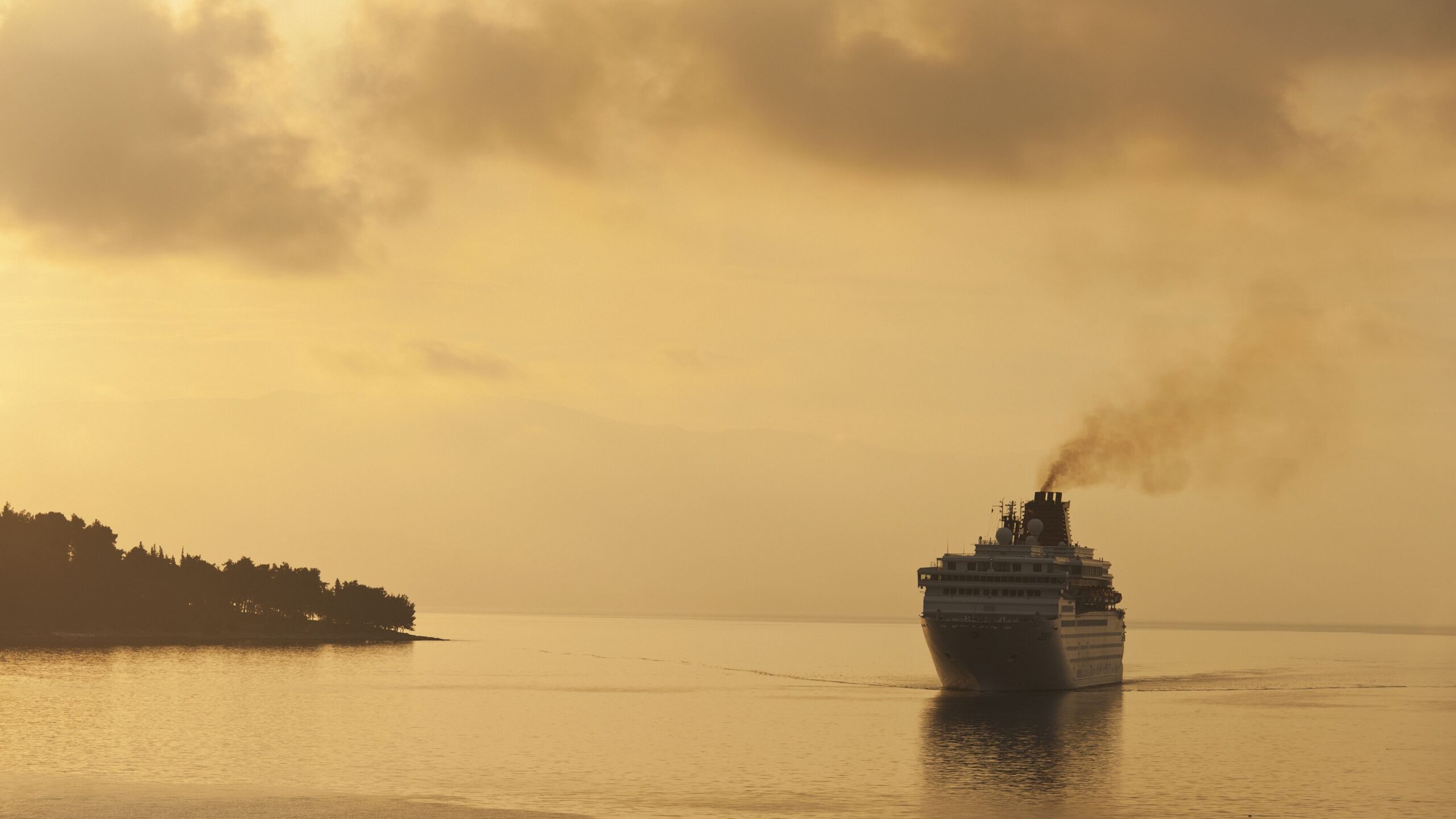 reducerea-poluarii-din-industria-de-transport-maritim-a-crescut-accidental-incalzirea-globala,-sugereaza-studiul