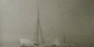 shackleton-a-murit-la-bordul-quest;-epava-navei-tocmai-a-fost-gasita