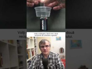 Din ce este formată apa?