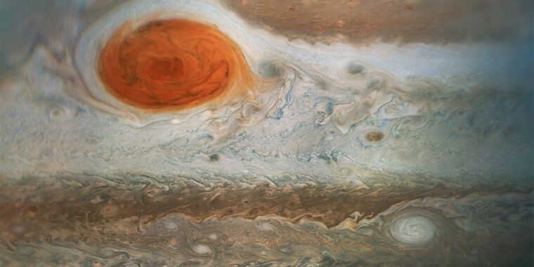 Astronomii cred că și-au dat seama cum și când s-a format Pata Roșie a lui Jupiter