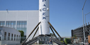 elon-musk-spune-ca-spacex-si-x-isi-vor-muta-sediul-in-texas
