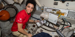 „arheologia”-de-pe-iss-ajuta-la-identificarea-de-ce-au-nevoie-cu-adevarat-astronautii
