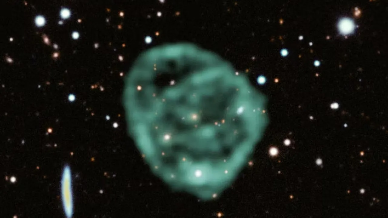 astronomii-descopera-un-nou-„cerc-radio-ciudat”-in-apropierea-centrului-galaxiei-noastre