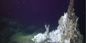 eruptia-subacvatica-masiva-poate-anticipa-distrugerea-mineritului-de-adancime