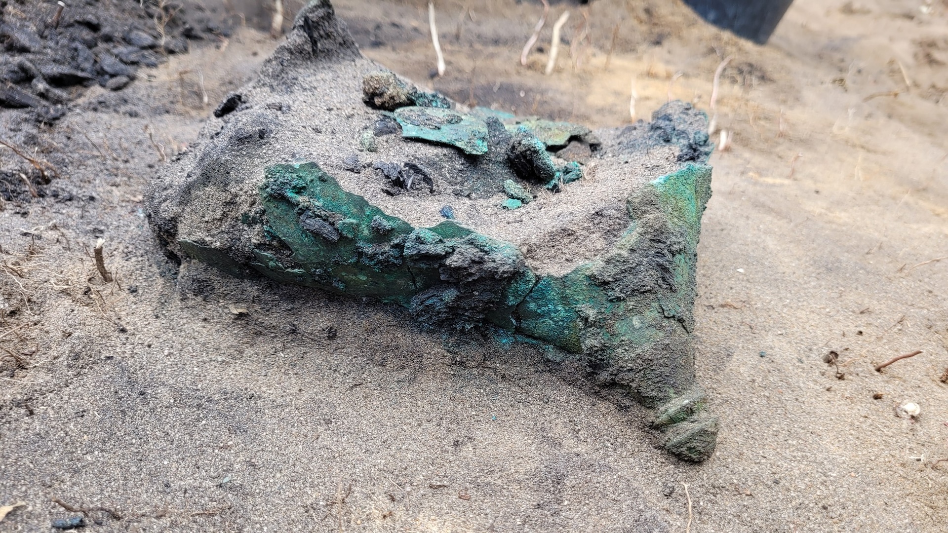 casca-celtica-veche-de-2.300-de-ani-descoperita-in-polonia