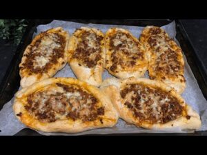 Bărcuțe delicioase cu carne