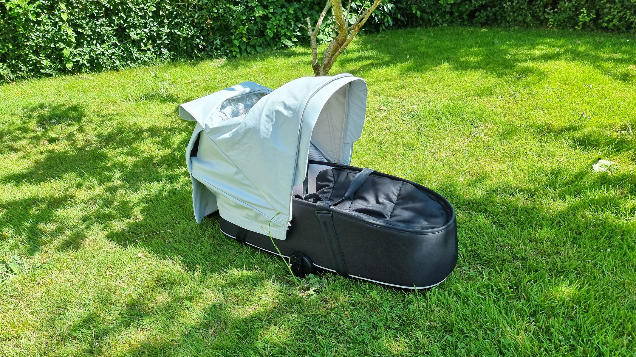 opinie-pentru-purificatorul-de-aer-thule-shine-canopy