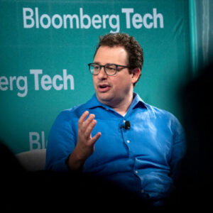 amazon-investeste-inca-4-miliarde-de-dolari-in-anthropic,-cel-mai-mare-rival-al-openai