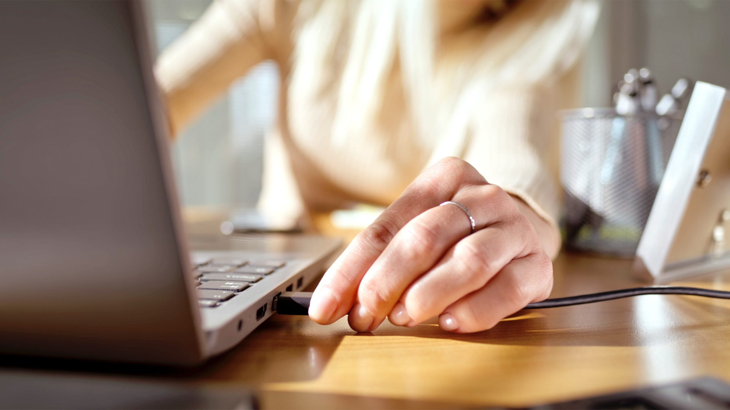 dupa-un-laptop-cu-o-autonomie-stelara-a-bateriei-de-black-friday?-aceasta-este-singura-caracteristica-cheie-la-care-ar-trebui-sa-fiti-atenti