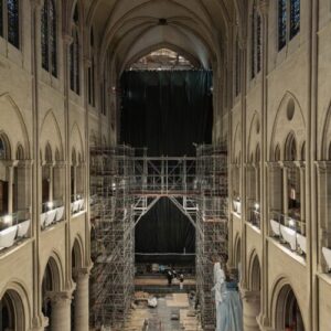 o-privire-in-interiorul-restaurarii-emblematicei-catedrale-notre-dame