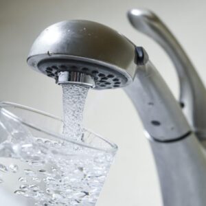 analiza-controversata-a-fluorului-publicata-dupa-ani-de-recenzii-esuate
