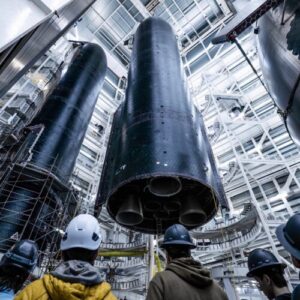 o-versiune-mai-inalta,-mai-grea-si-mai-inteligenta-a-navei-spacex-este-aproape-gata-sa-zboare