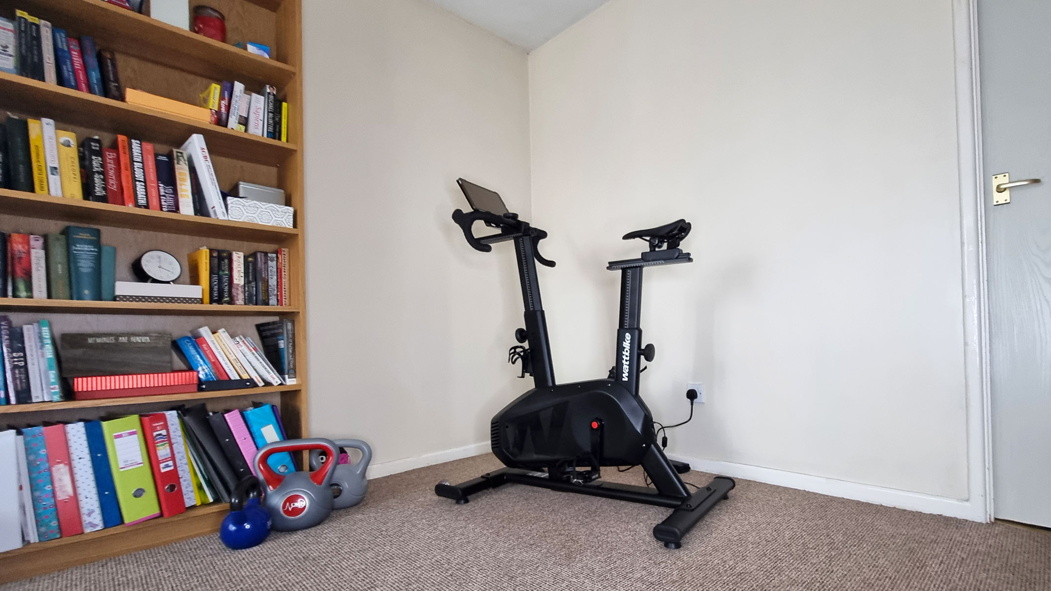 revizuirea-bicicletei-inteligente-wattbike-proton