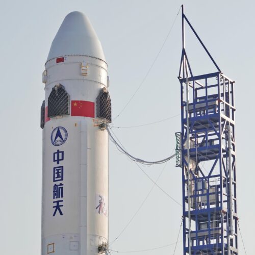 Raportul rachetei: a funcționat racheta reutilizabilă a Chinei?; DOT poate revizui amenzile SpaceX