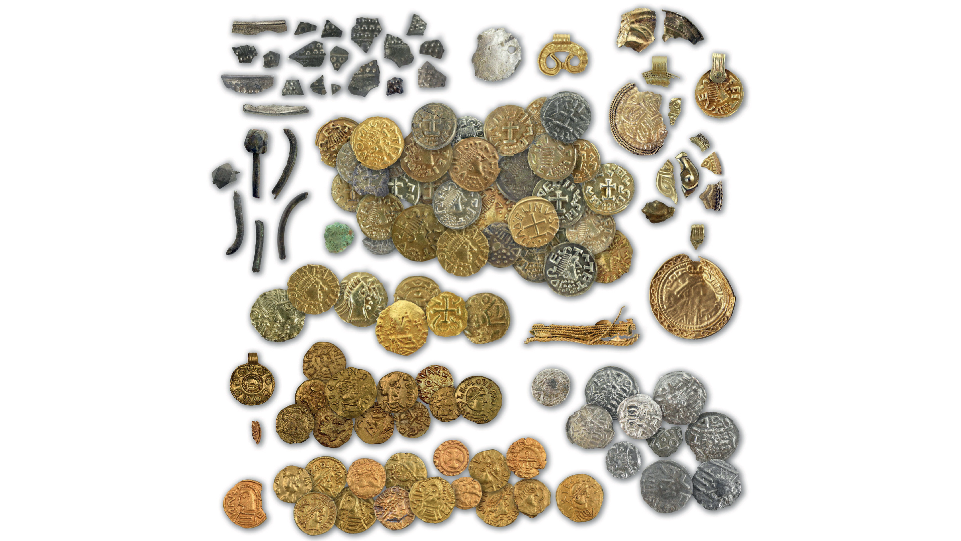 stash-medievala-timpurie-a-„banilor-diavolului”-gasite-pe-site-ul-de-cult-din-olanda
