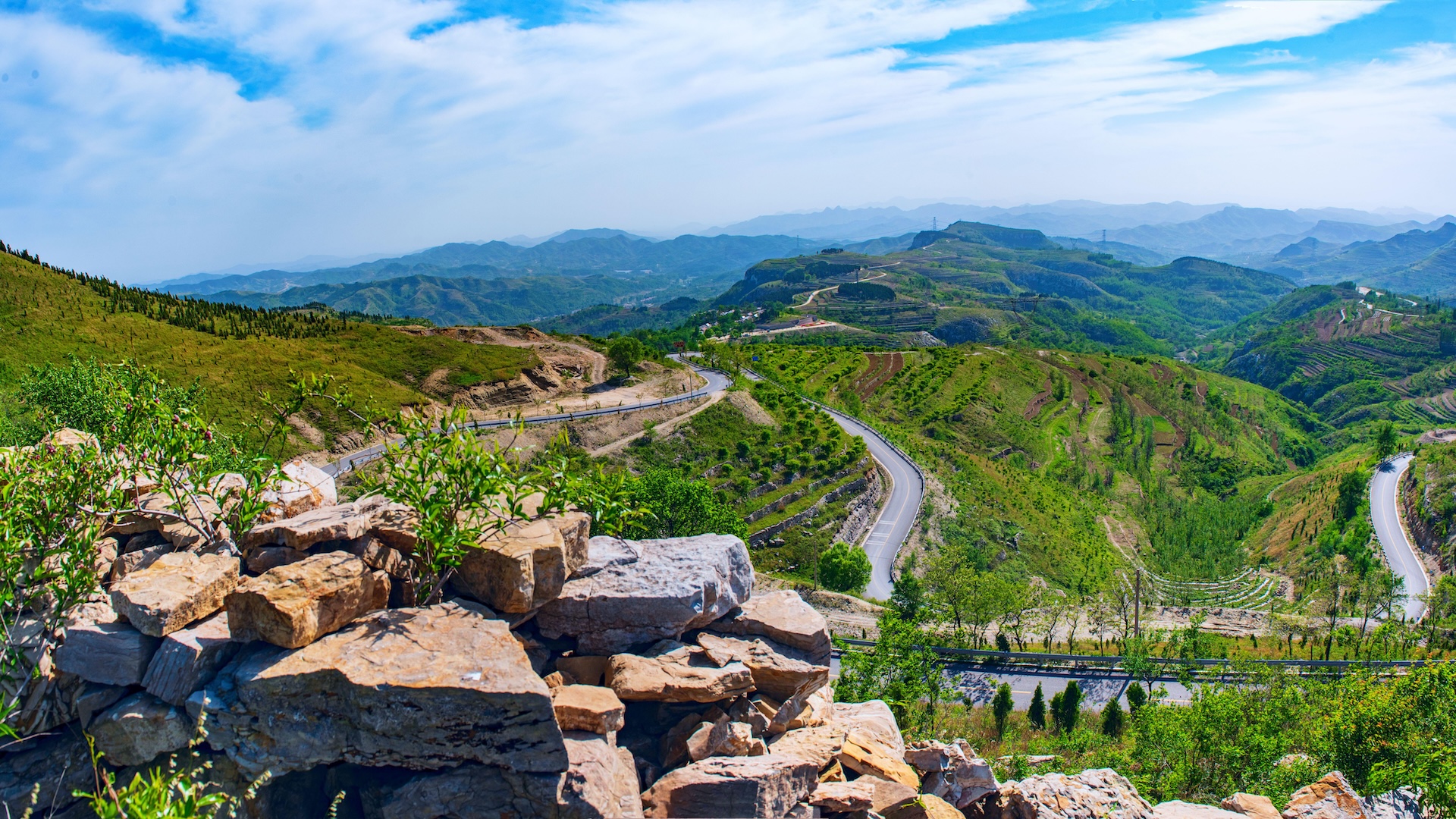 fortificatii-mai-vechi-decat-marele-zid-chinezesc-descoperit-in-china-mountain-pass