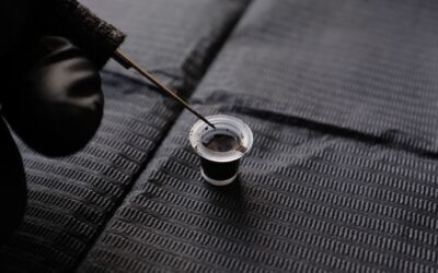 Dilemă de diagnostic: tatuajul penisului afectat omul stâng cu semi-elecție permanentă