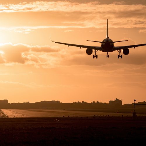 Turbulența periculoasă în aer liber se agravează din cauza încălzirii globale