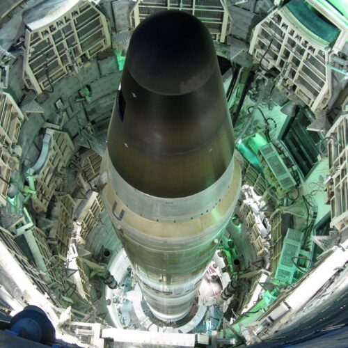 Raport de rachetă: Rocket Lab to Demo Cargo Livrare; Noul ICBM al Americii în probleme
