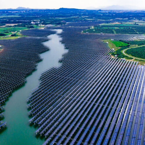 Energie regenerabilă inversând creșterea emisiilor din China