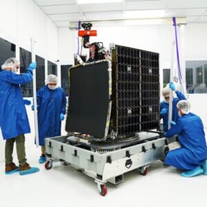 oficial-al-fortei-spatiale:-satelitii-comerciali-pot-face-mult-mai-mult-decat-am-crezut