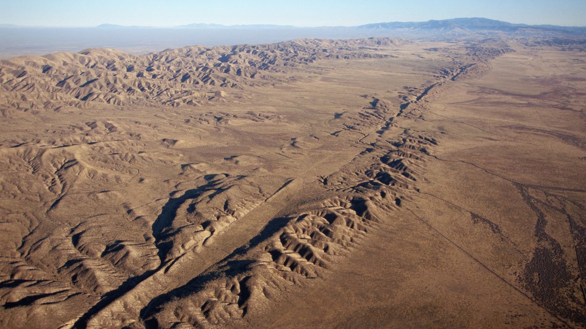 aproape-jumatate-din-greselile-din-california-–-inclusiv-san-andreas-–-au-intarziat-pentru-cutremure