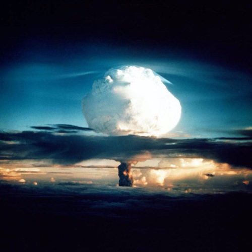 Oamenii de știință au obținut odată oțel pre-nuclear, iar acum ne prindem conținut pre-AI