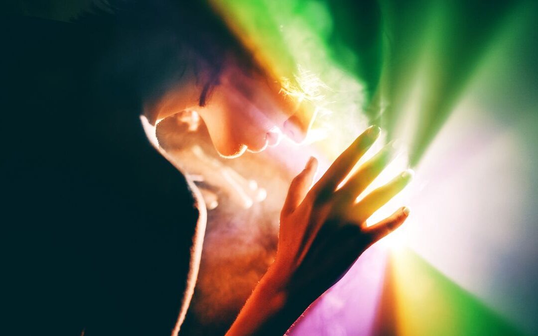 1 doză psihedelică de psilocybin ușurează depresia de ani de zile, dezvăluie studiul