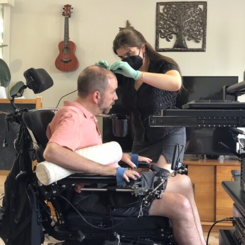 Un implant cerebral neural oferă aproape un discurs instantaneu