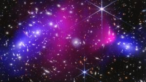 bucura-te!-telescopul-james-webb-prinde-galaxii-fara-stapan-in-clusterul-cu-gloante:-fotografie-spatiala-a-saptamanii